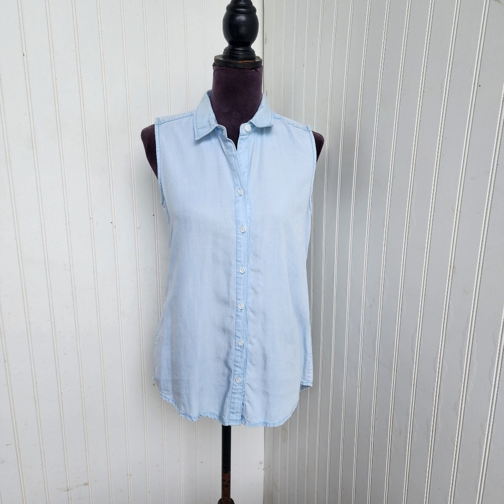 Chico's Women's Sleeveless Denim Button-Back Shirt Tencel Size O (4/6)